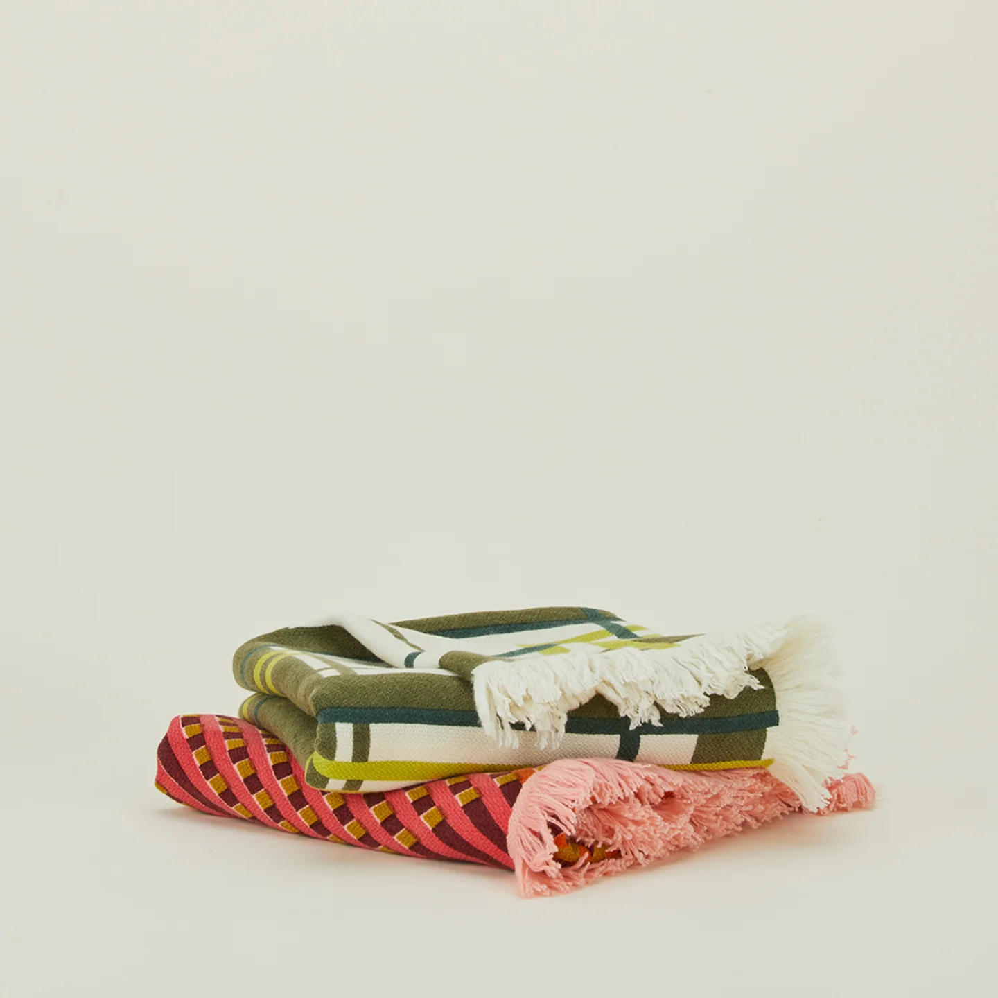 Bias Plaid Cashmere Throw - Image 3