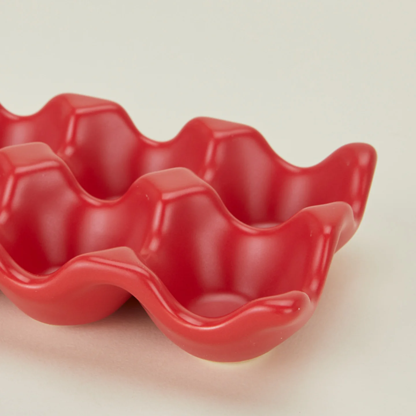 Ceramic Half Dozen Egg Holder - Red - Image 3