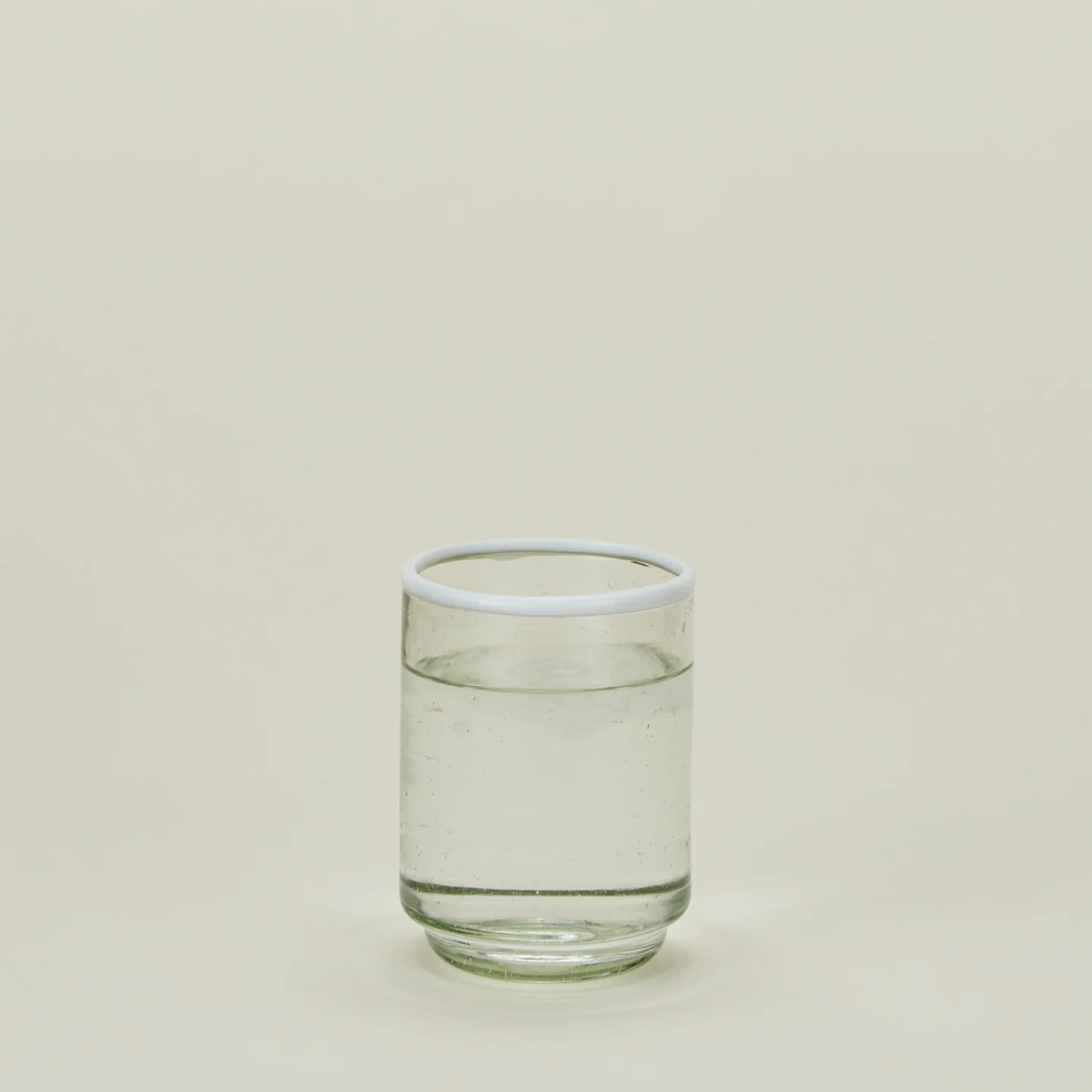 Color Rim Stacking Glass - White - Image 3