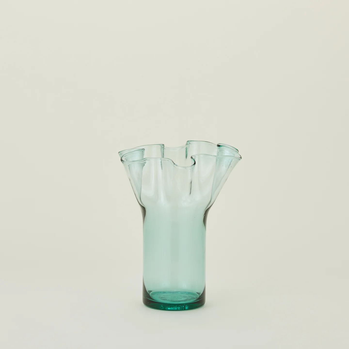 Donaire Recycled Glass Vase - Image 2