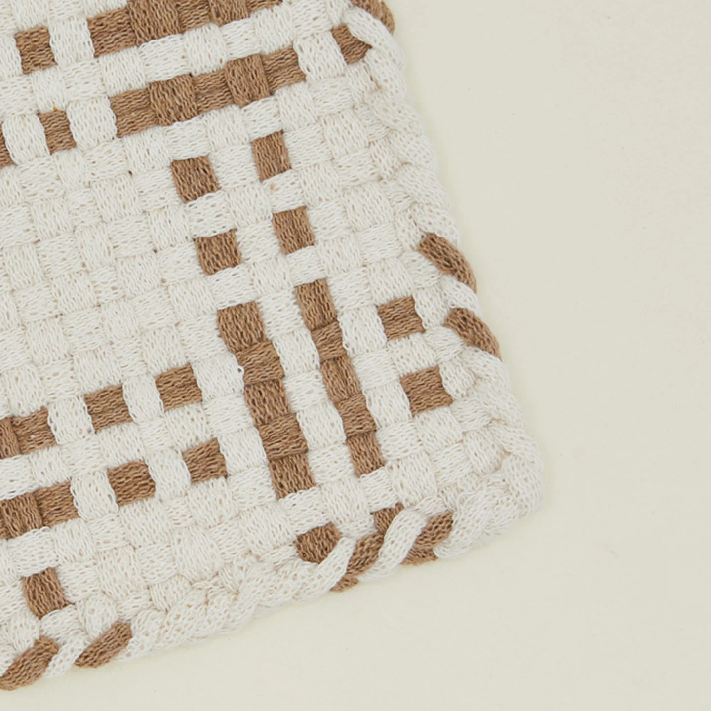 Dots + Dashes Handwoven Pot Holder - Flax/White - Image 4