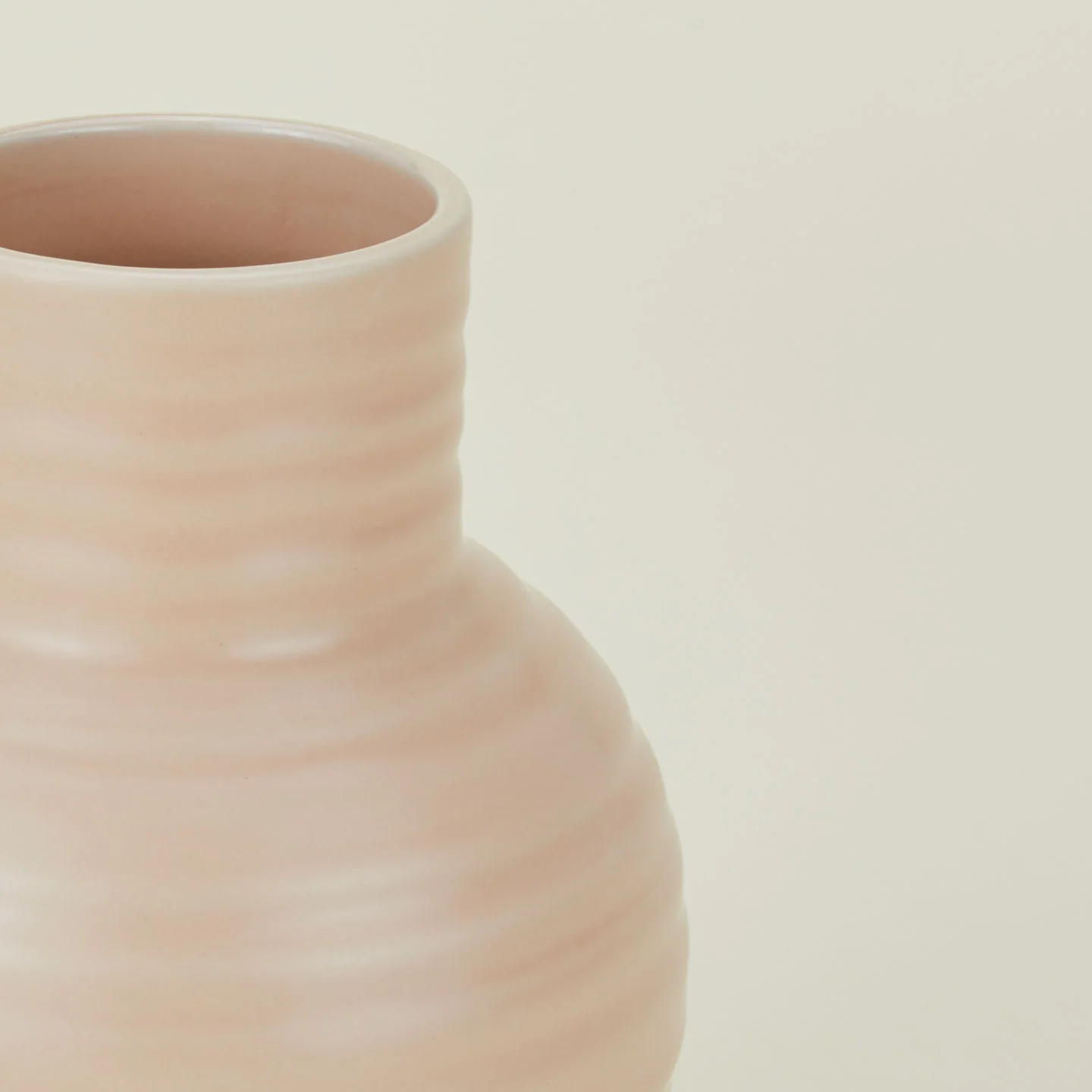 Essential Ceramic Vase - Blush - Image 3