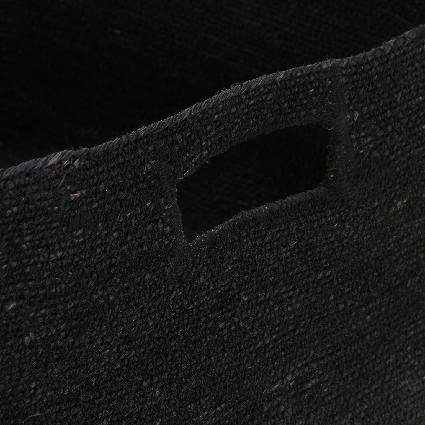 Essential Low Basket - Black - Image 4