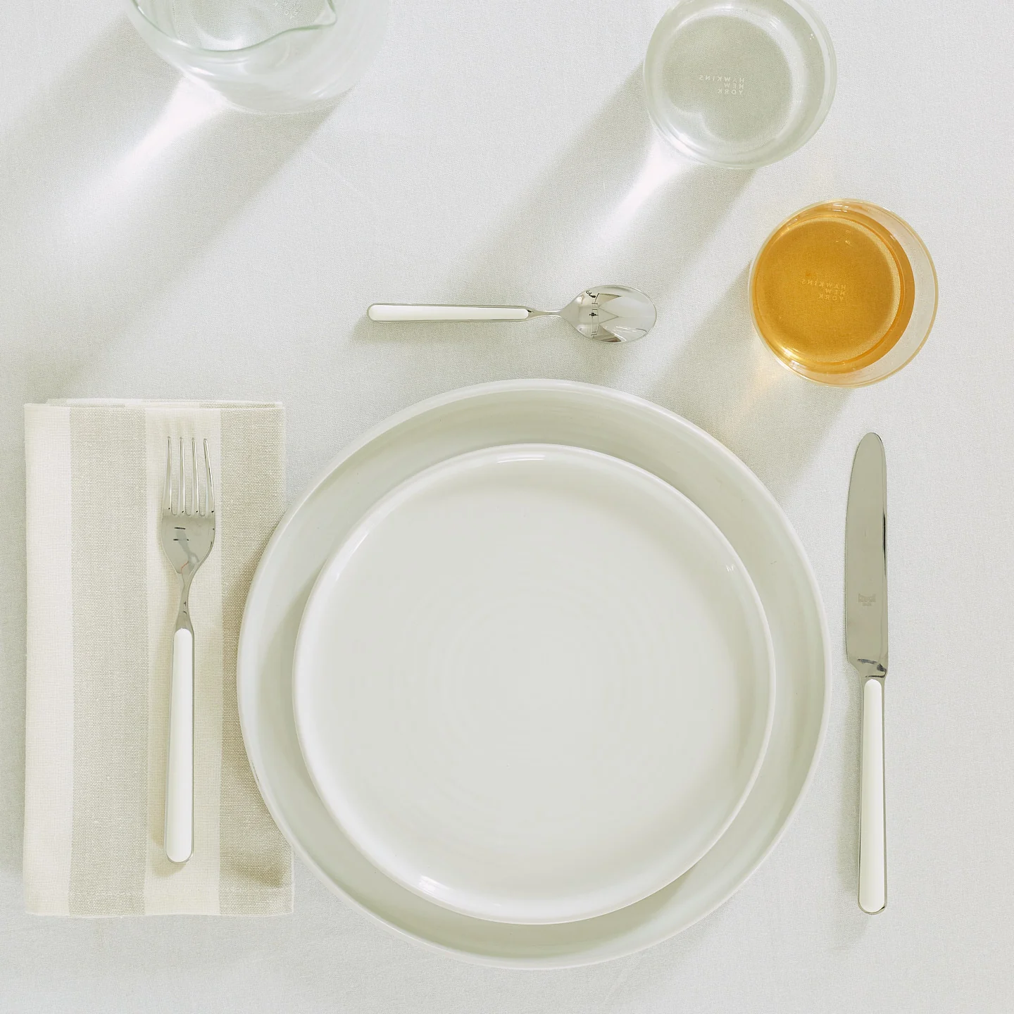 Essential Salad Plate, Set of 4 - Bone - Image 4
