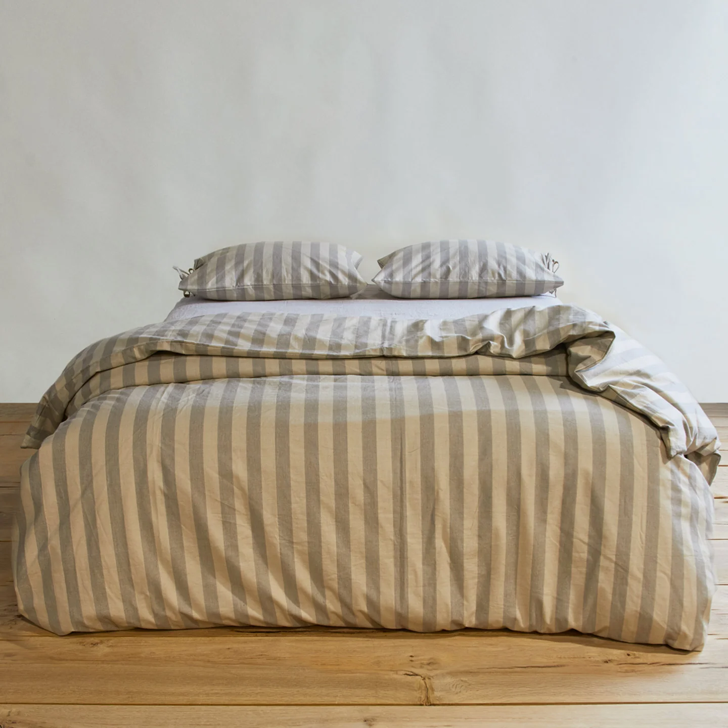 Essential Striped Pillowcases, Set of 2 - Light Grey/Dark Grey - Image 4