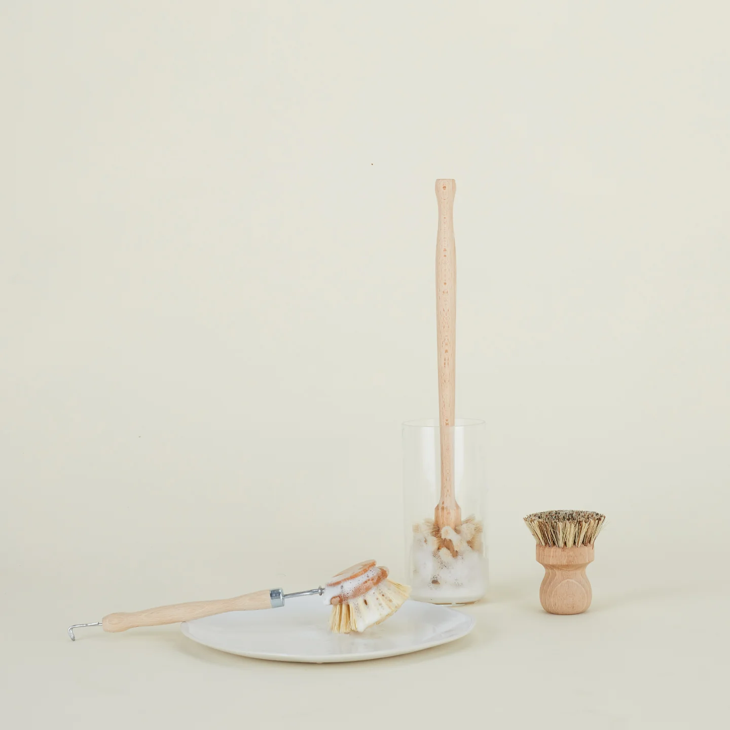 Essential Wood Pot Scrubber - Image 3