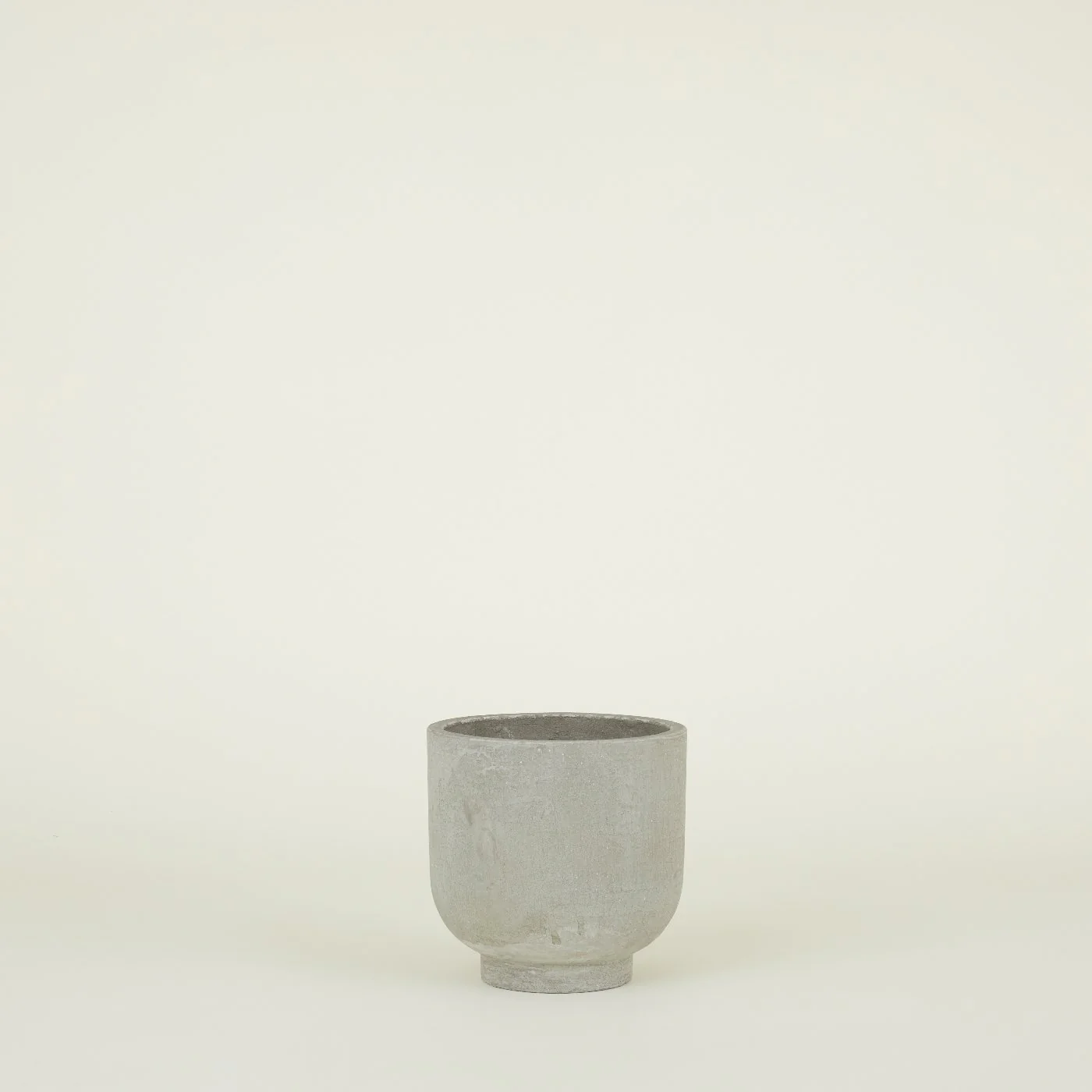 Footed Planter - Fiber Cement - Image 3