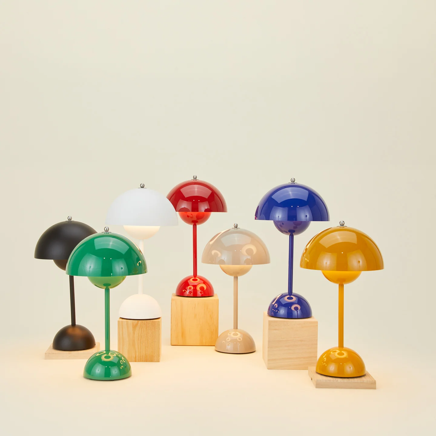 Flowerpot Portable Lamp - White - Image 4