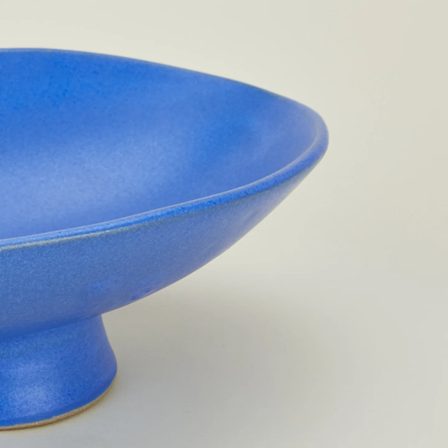 Klein Blue Footed Oval Server - Image 3