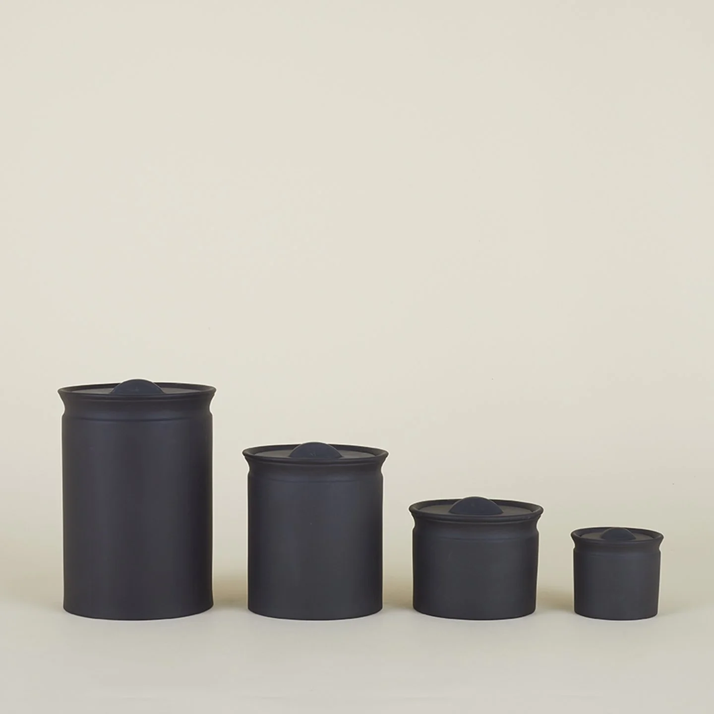 Larder Crock - Black