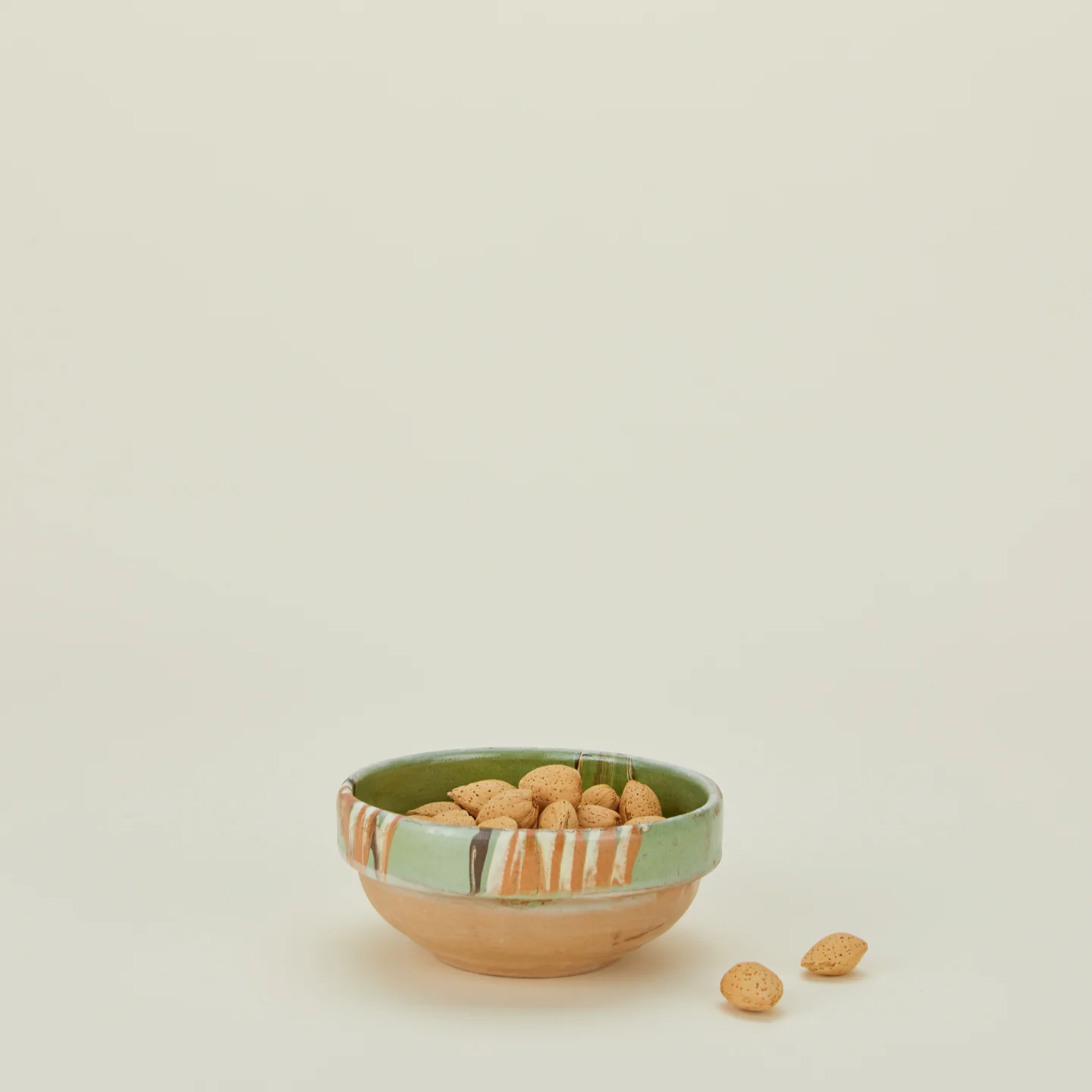 Marbleized Green Glazed Bowl - Image 3
