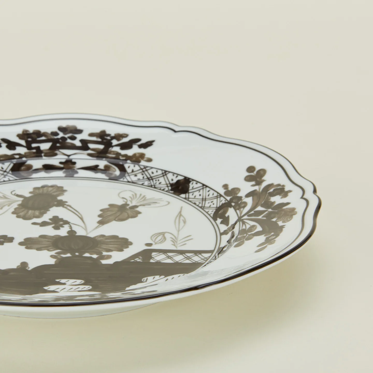 Oriente Italiano Dinner Plate - Albus - Image 4