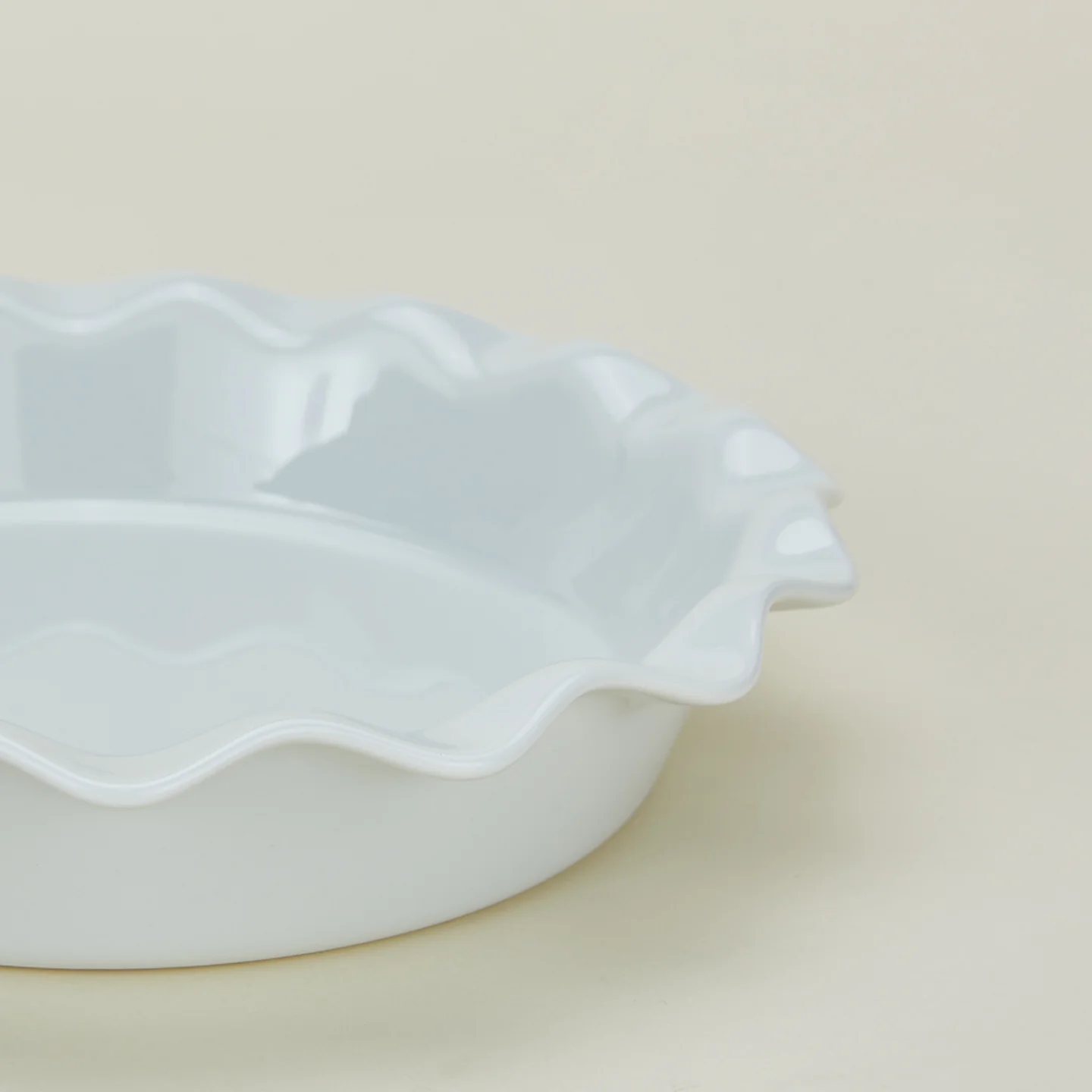 Porcelain Pie Dish - Image 4