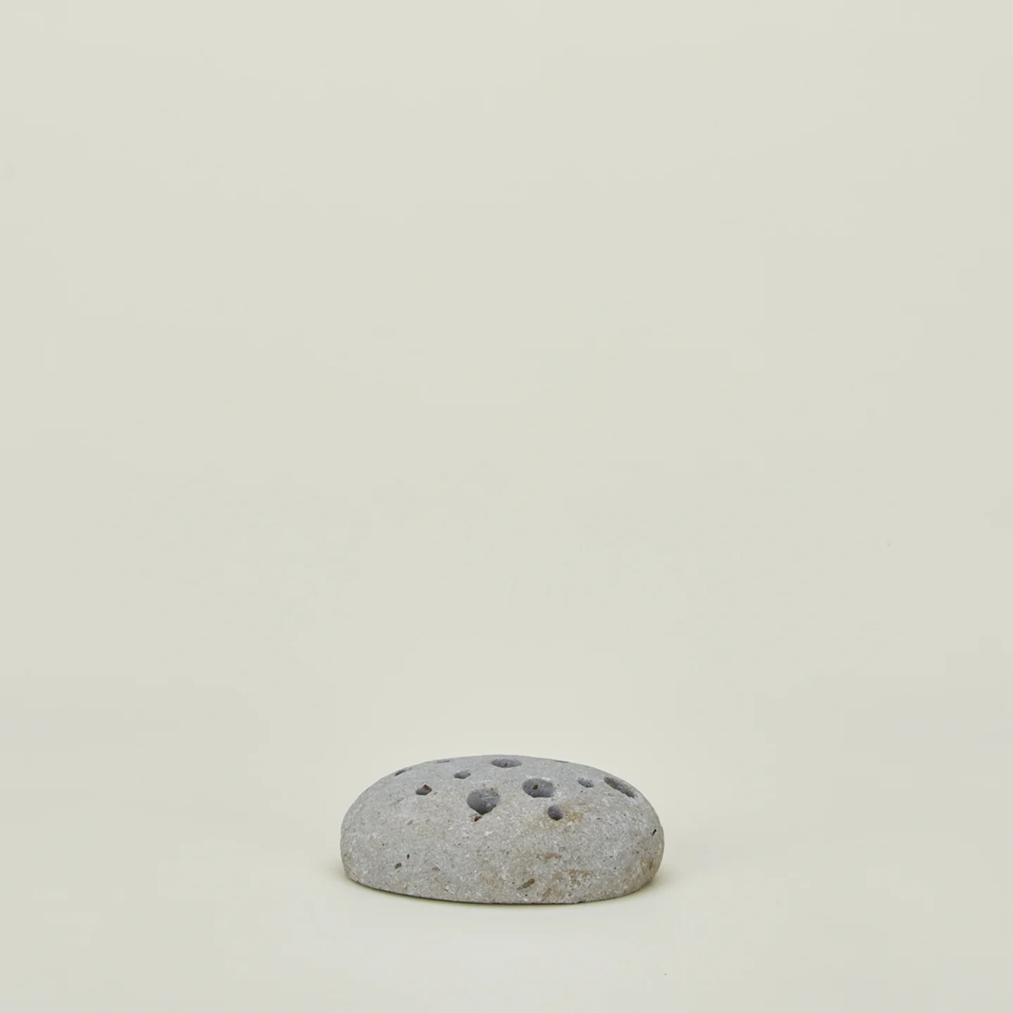 River Rock Oval Ikebana Vase - Image 2
