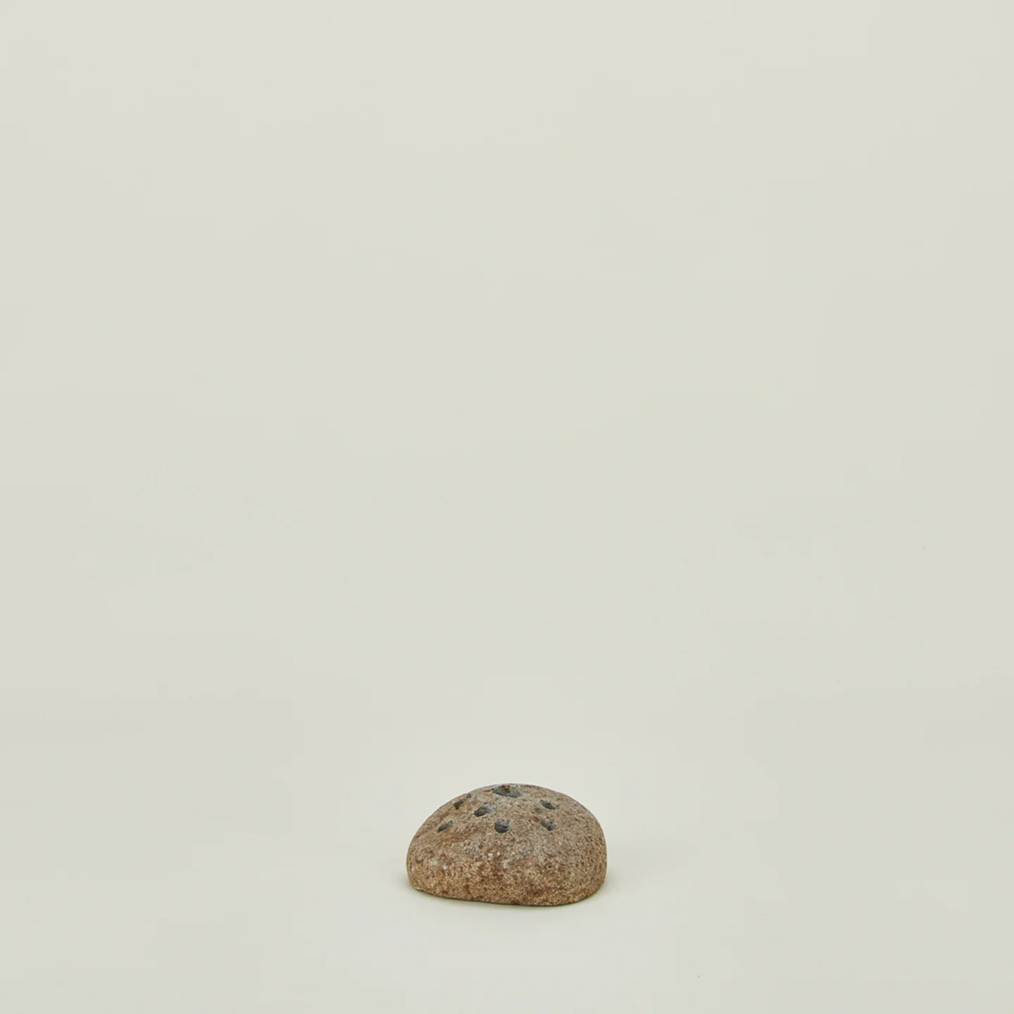 River Rock Round Ikebana Vase - Image 2