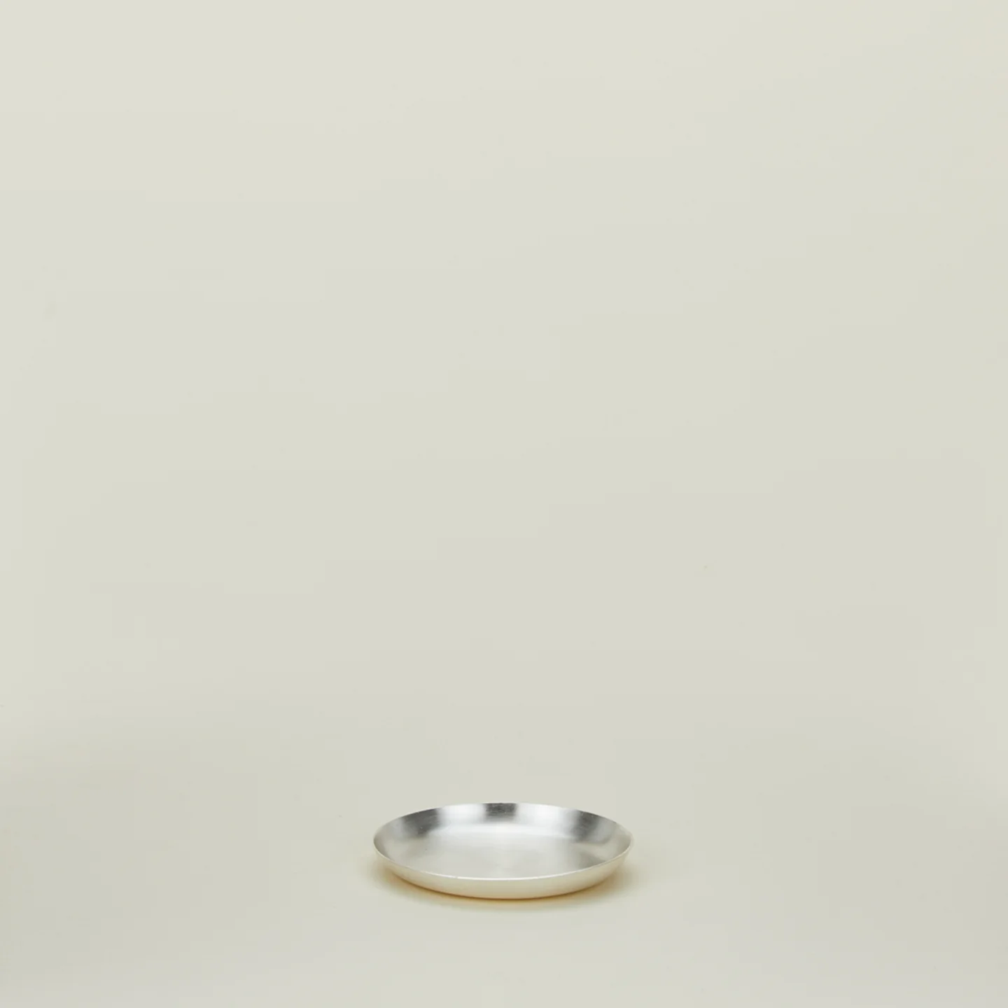 Round Silver Plate - Image 3