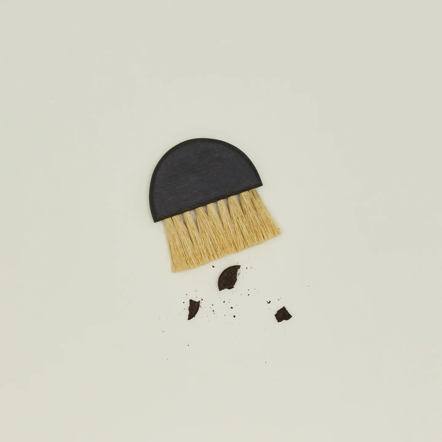 Shou Sugi Ban Ash Arc Brush - Image 2