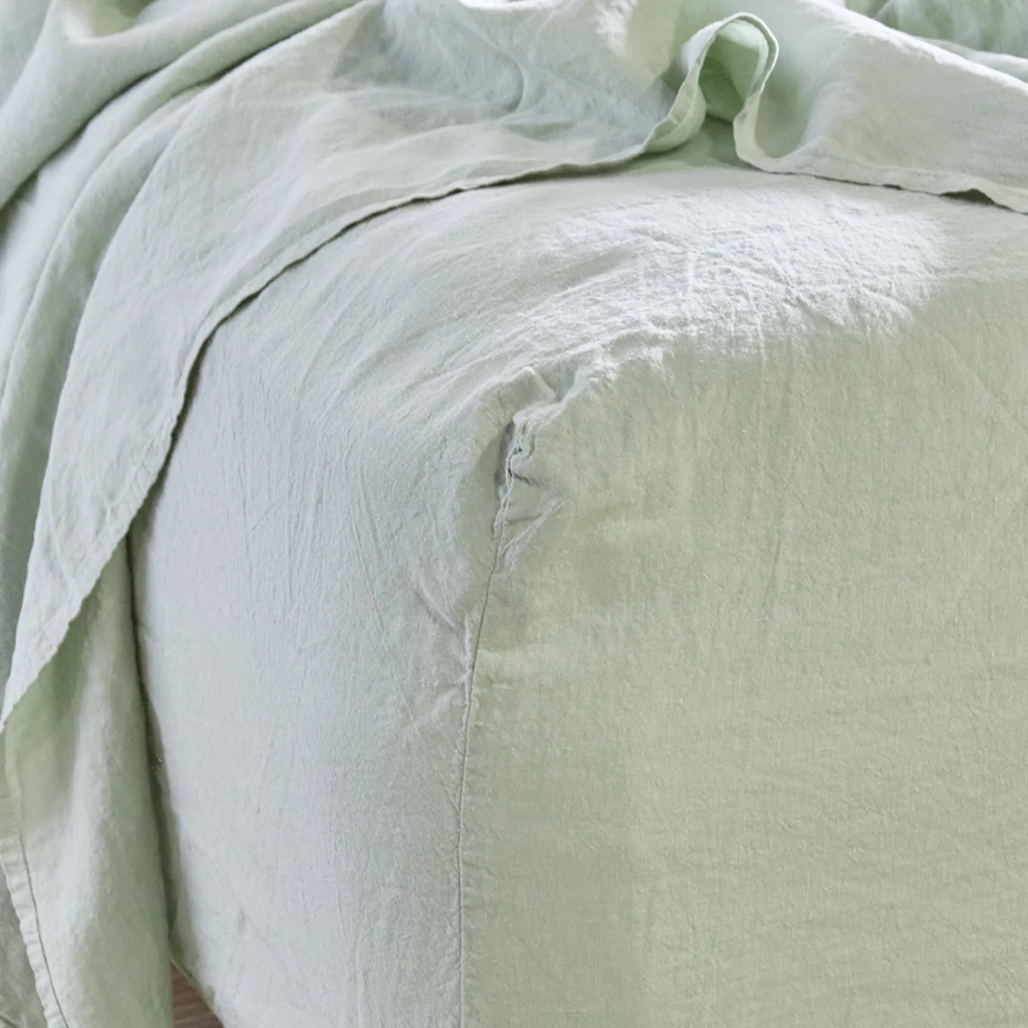 Simple Linen Fitted Sheet - Sage - Image 6