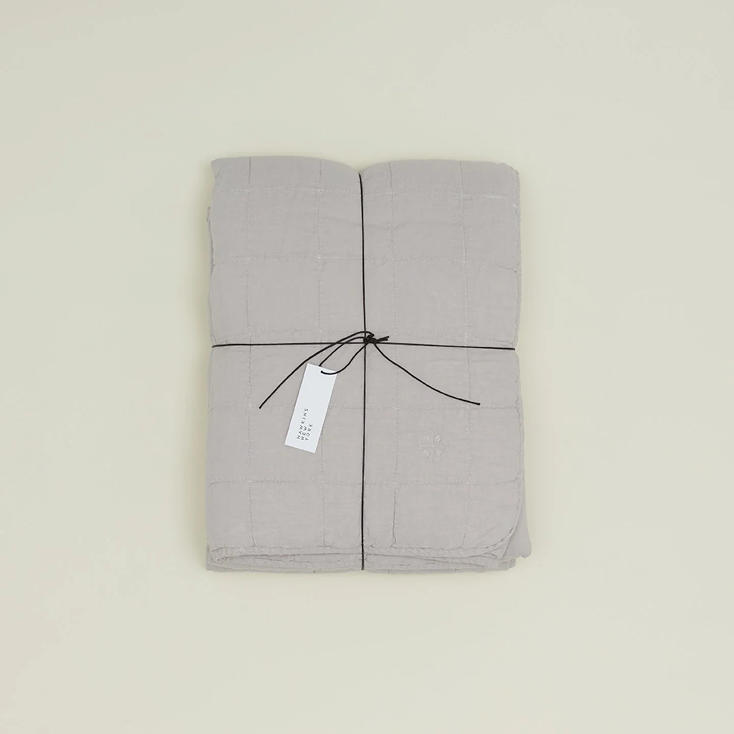 Simple Linen Quilt - Light Grey - Image 3