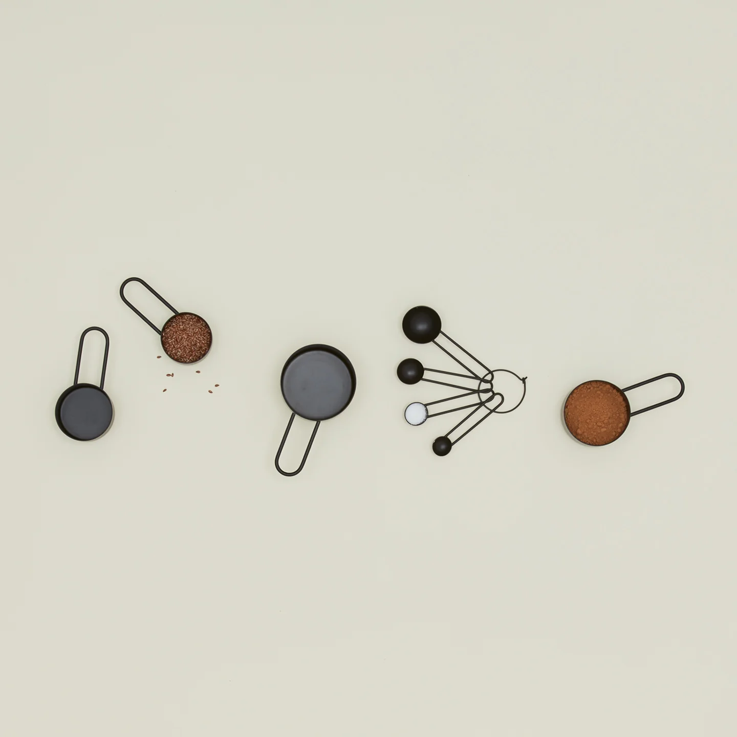 Simple Measuring Cups - Black - Image 4
