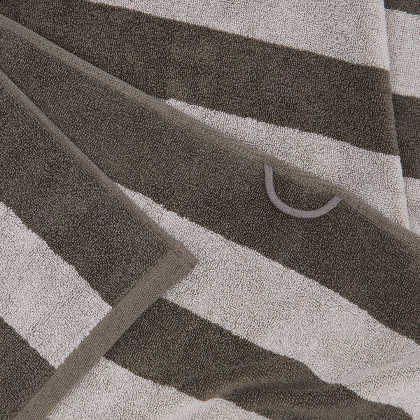 Simple Striped Terry Towel - Light Grey/Dark Grey - Image 4